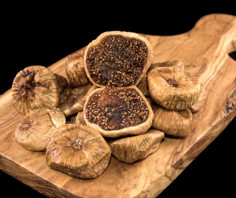 dried figs (Ficus carica)