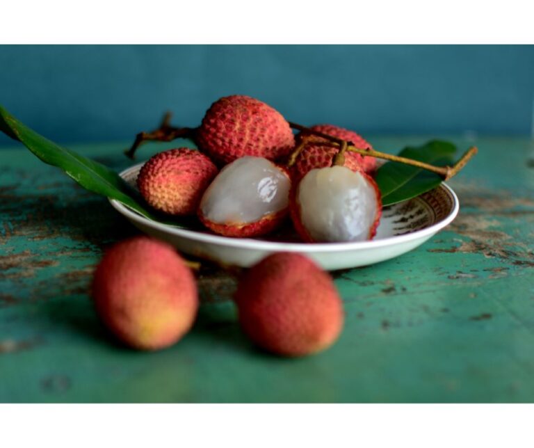 exotic-fruit-lychee